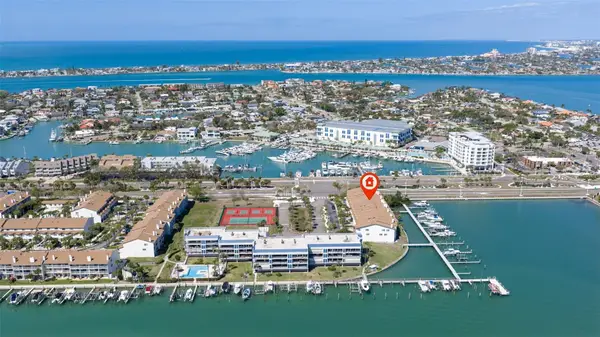 117 Yacht Club Lane, TIERRA VERDE, FL 33715