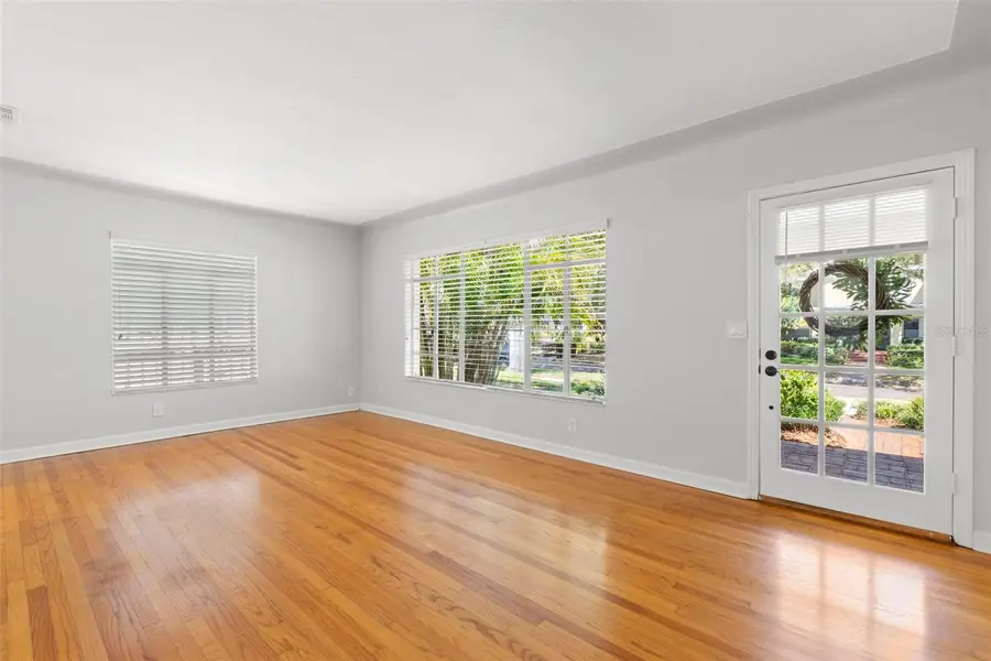 516 13th Avenue Ne, Saint Petersburg, FL 33701 - #3