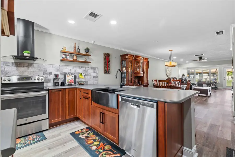 19029 Us Highway 19 N #27E, Clearwater, FL 33764 - #3