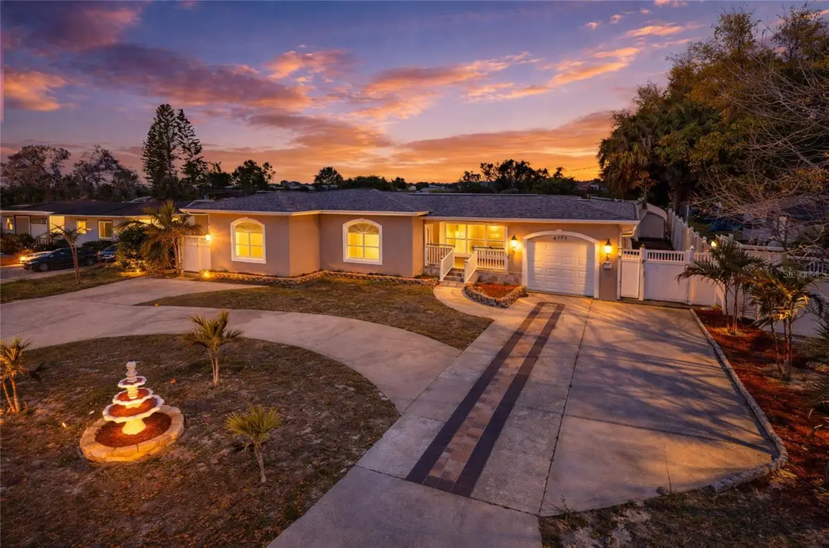 4767 26th Avenue N, Saint Petersburg, FL 33713 - #1