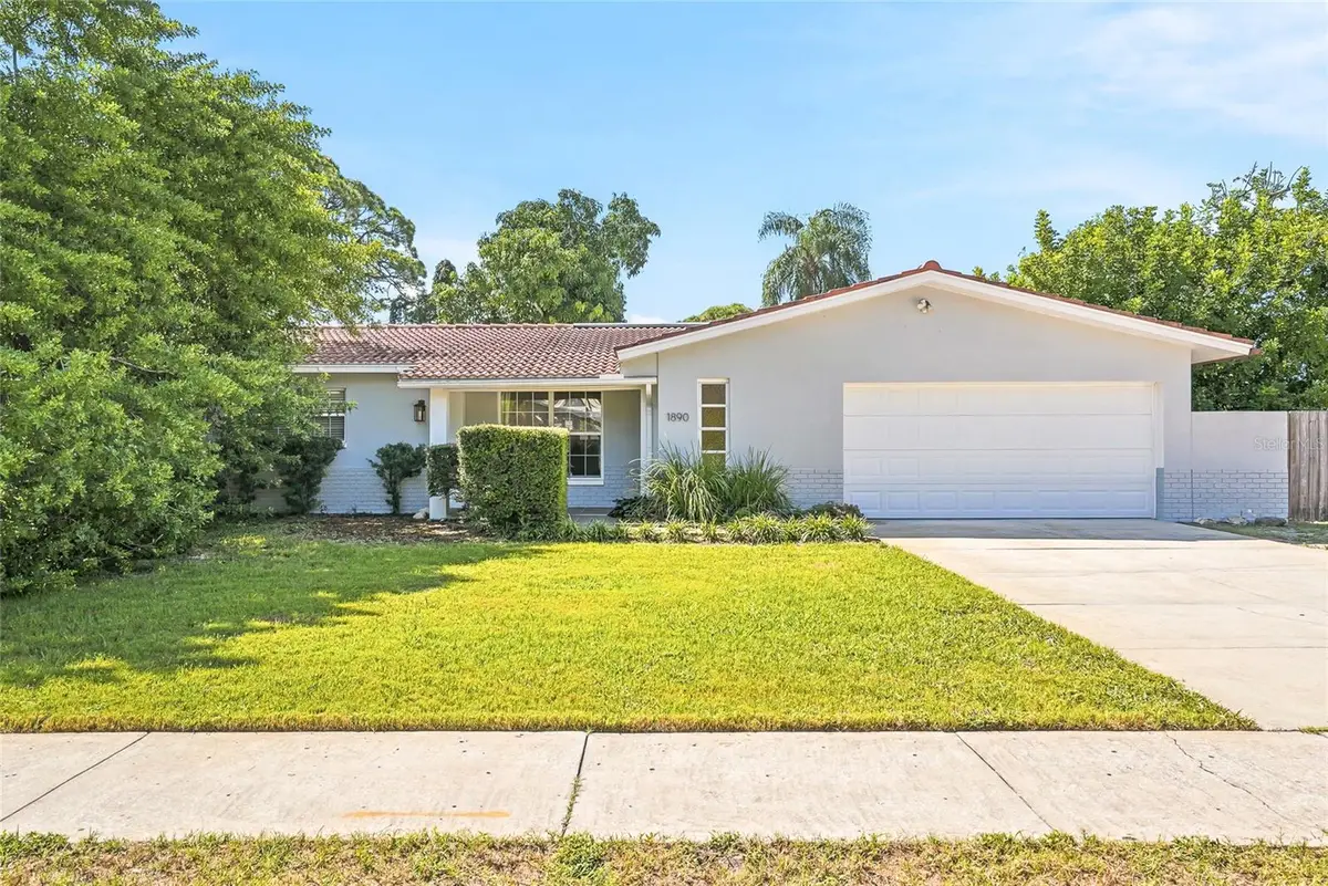1890 62nd Avenue S, Saint Petersburg, FL 33712 - #1