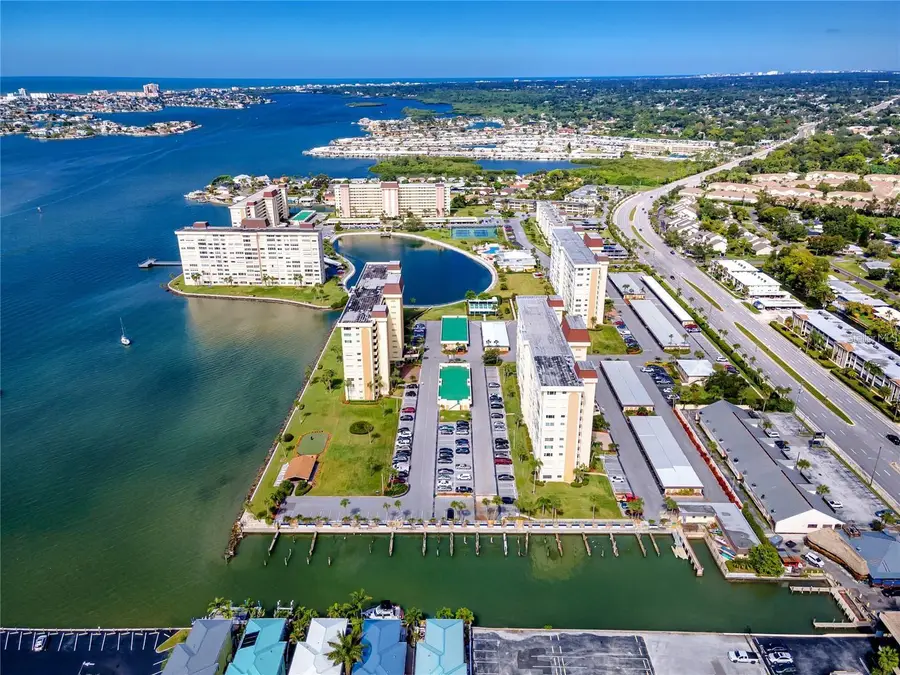 4650 Cove Circle #409, Saint Petersburg, FL 33708 - #3