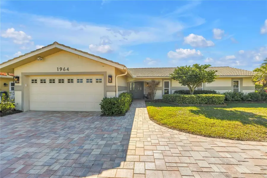 1964 Massachusetts Avenue Ne, Saint Petersburg, FL 33703 - #2