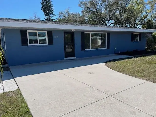1211 Cypress Avenue, Venice, FL 34285 - #1