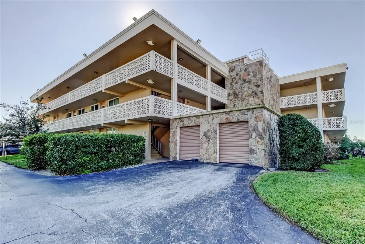 5095 Bay Street Ne #104, Saint Petersburg, FL 33703 - #1