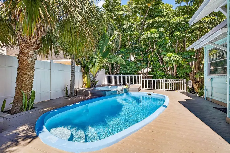 26 Cambria Street, Clearwater Beach, FL 33767 - #3