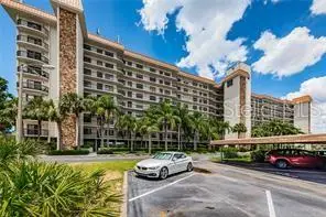 5400 Park Street N #708, ST PETERSBURG, FL 33709