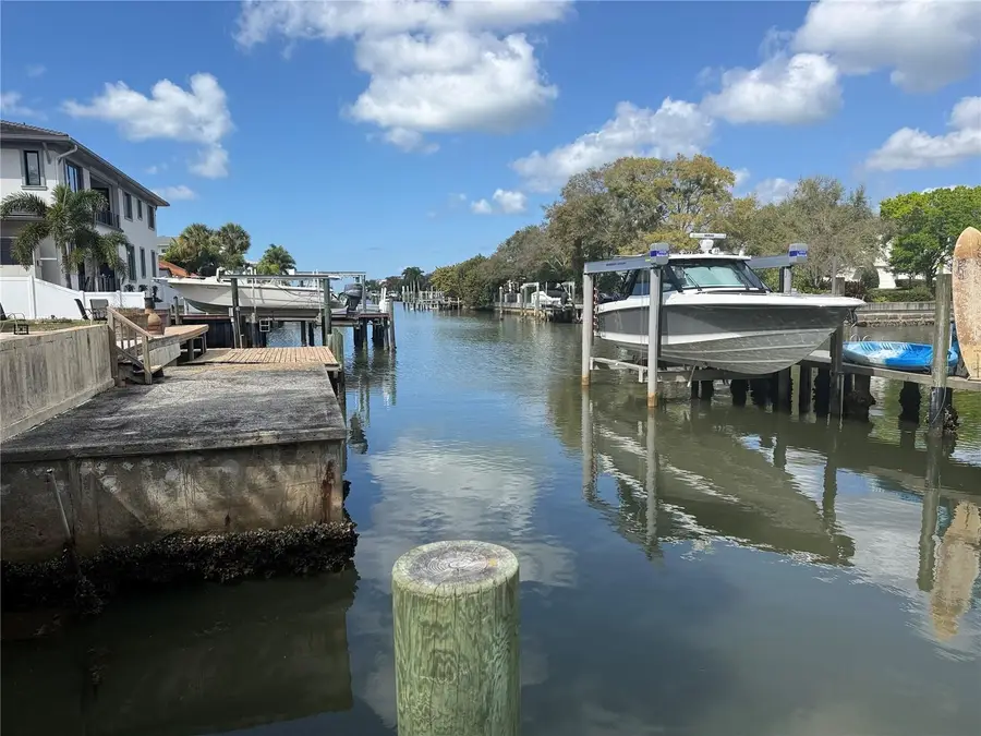 4915 W Melrose Avenue N, Tampa, FL 33629 - #2