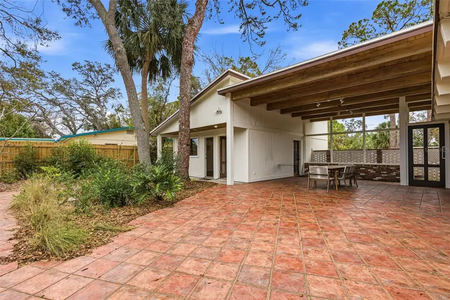 1239 Alcazar Way S, Saint Petersburg, FL 33705 - #3