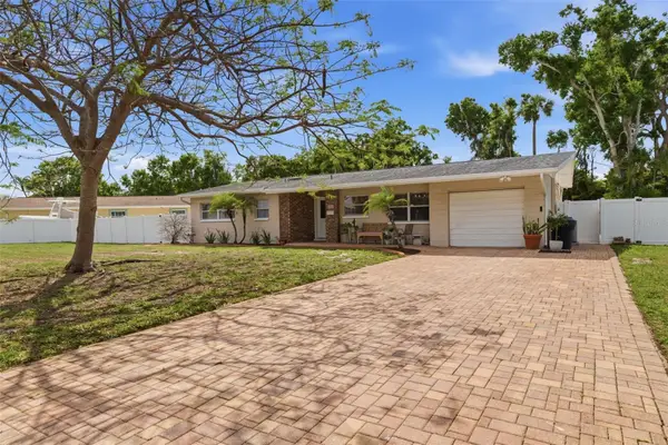 4415 7th Street S, ST PETERSBURG, FL 33705