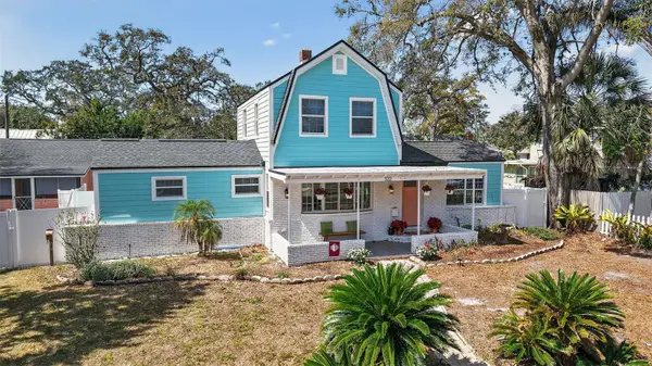 322 47th Street N, ST PETERSBURG, FL 33713