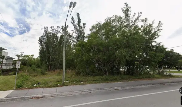 8826 Lantana Road, LAKE WORTH, FL 33467