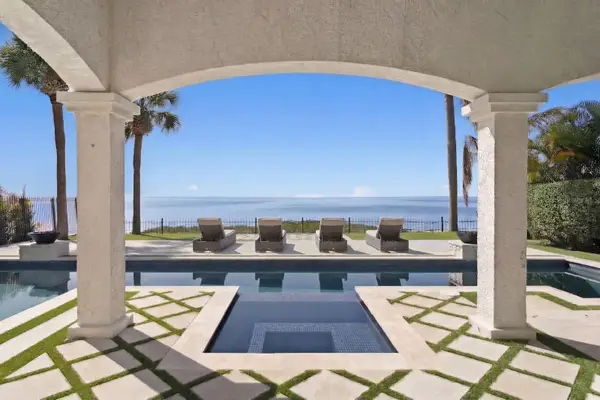 3915 Snapper Pointe Drive, TAMPA, FL 33611