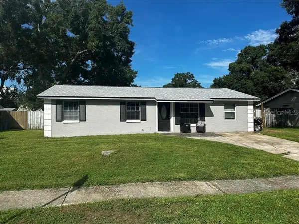 3704 Meadowbreeze Drive, TAMPA, FL 33619