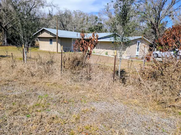 1142 Doc Coil Road, BOWLING GREEN, FL 33834