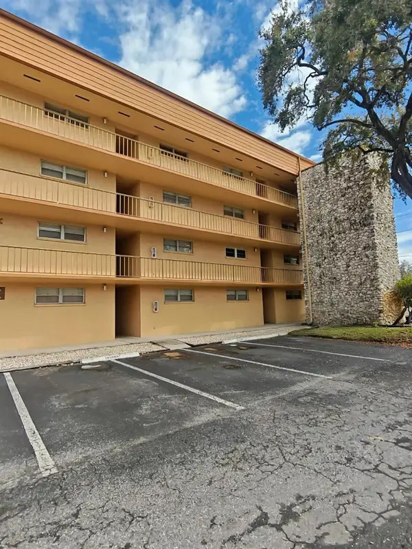 5820 N Church Avenue #112, TAMPA, FL 33614