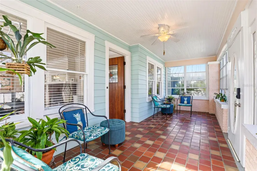 210 15th Avenue N, Saint Petersburg, FL 33704 - #2