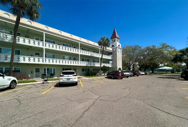 2400 Columbia Drive #18, CLEARWATER, FL 33763