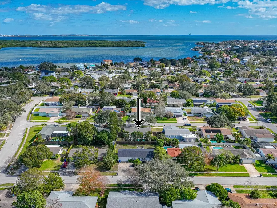 6000 19th Street Ne, Saint Petersburg, FL 33703 - #2