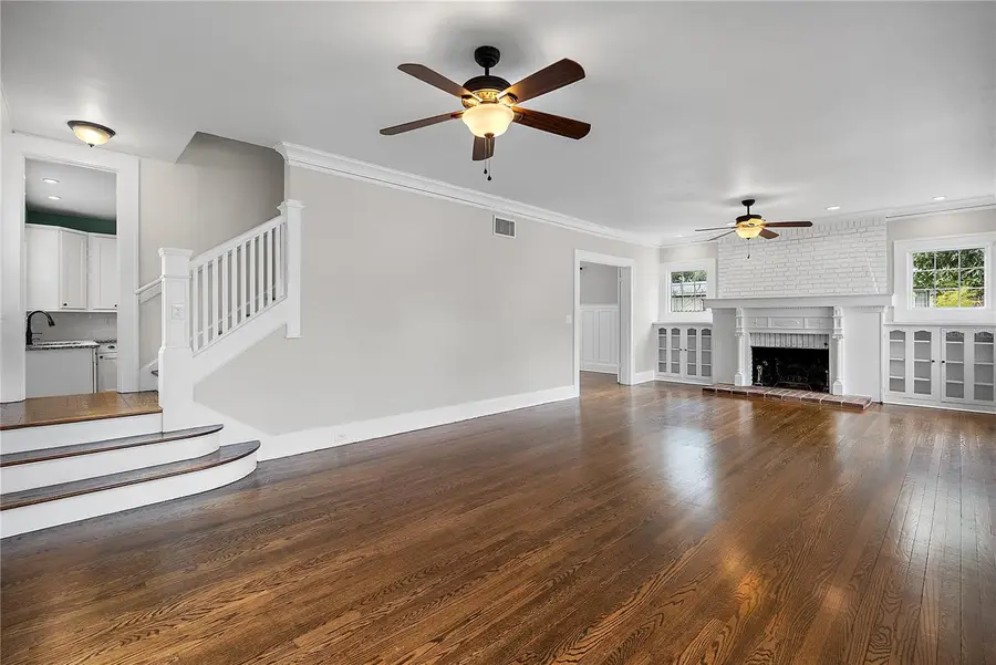 134 22nd Avenue N, Saint Petersburg, FL 33704 - #2