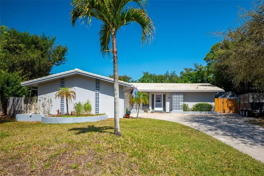 14197 Hetrick Circle N, Largo, FL 33774 - #2