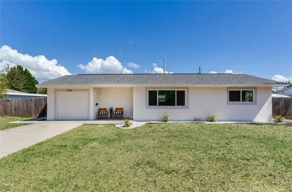 7201 10th Street N, ST PETERSBURG, FL 33702