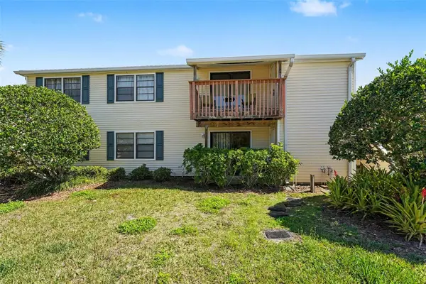 129 Camphor Circle #F, OLDSMAR, FL 34677