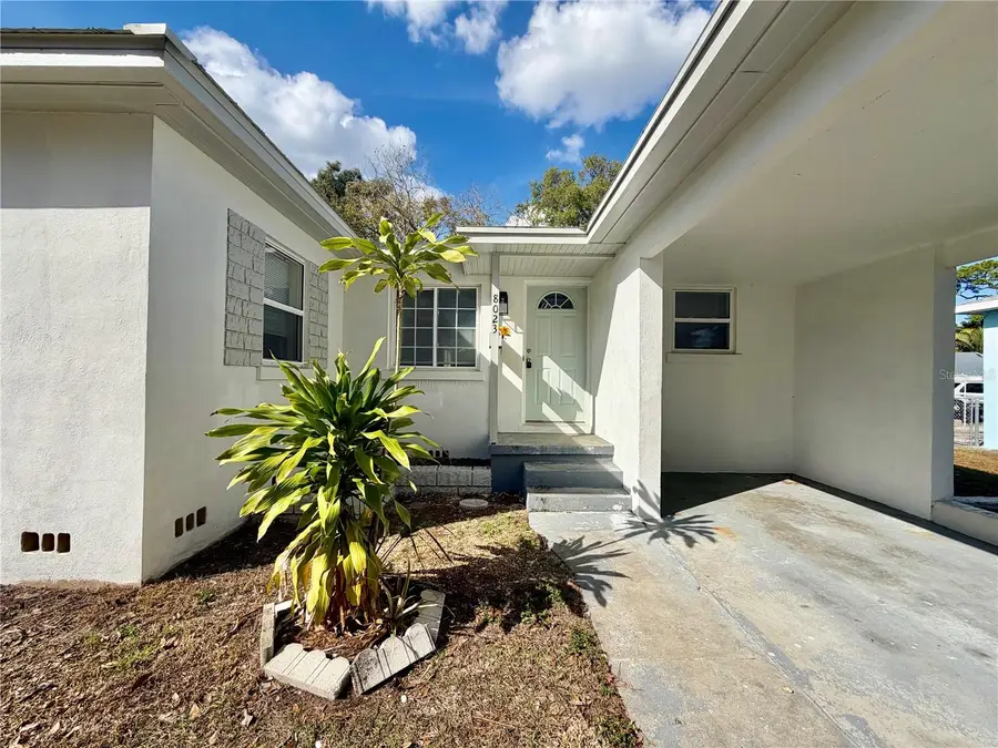8023 Country Club Road N, Saint Petersburg, FL 33710 - #2
