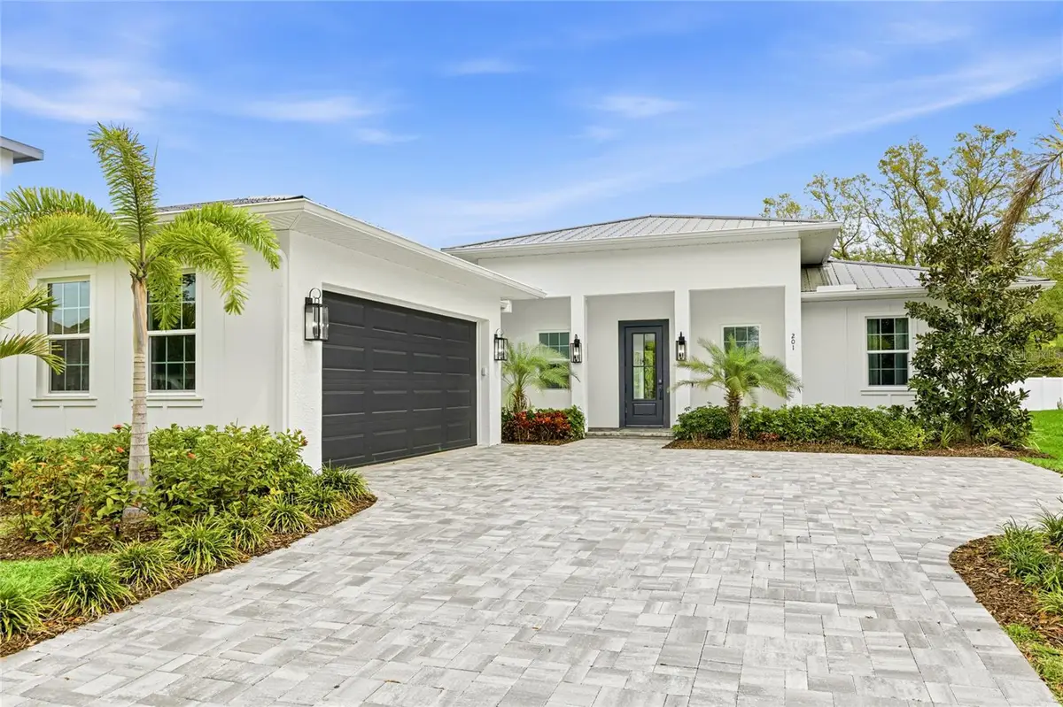 201 S Shade Avenue, Sarasota, FL 34237 - #1