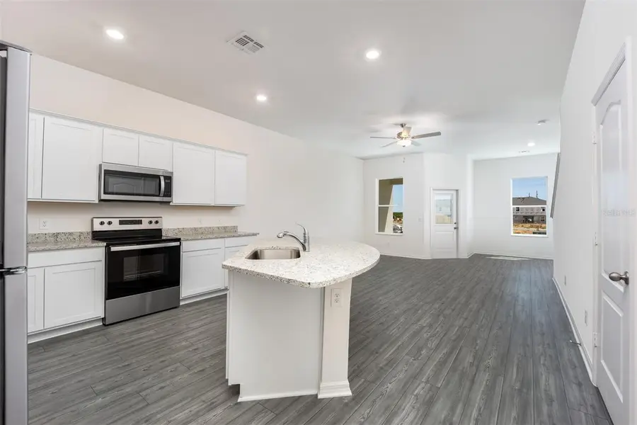 696 Poppy Lane, Dundee, FL 33838 - #3