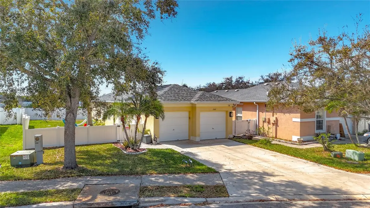 2527 29th Avenue E, Palmetto, FL 34221 - #1