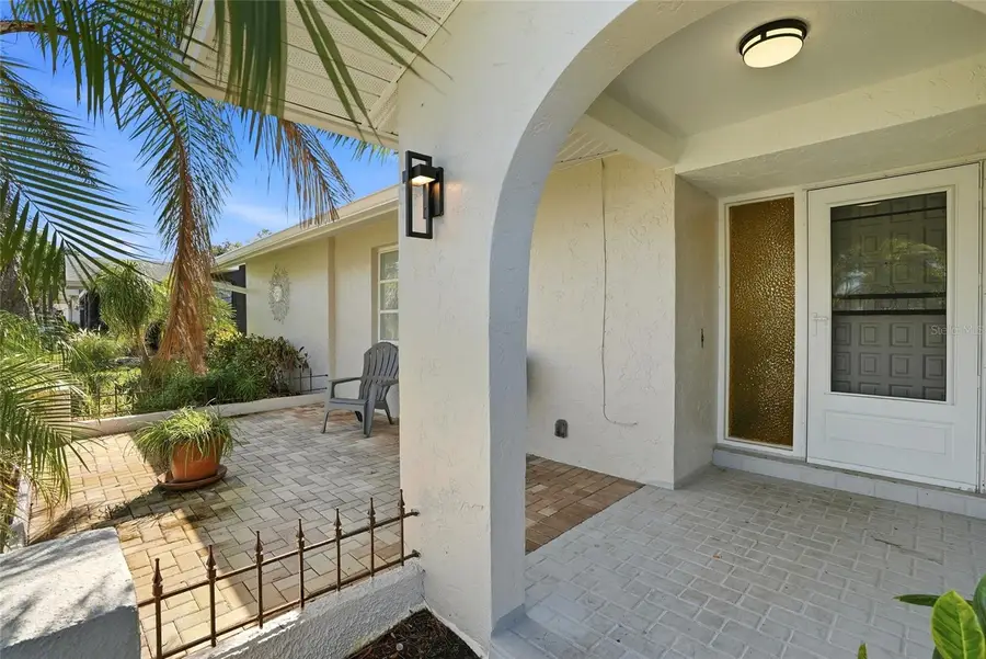 3370 Harbor Lake Dr, Largo, FL 33770 - #3