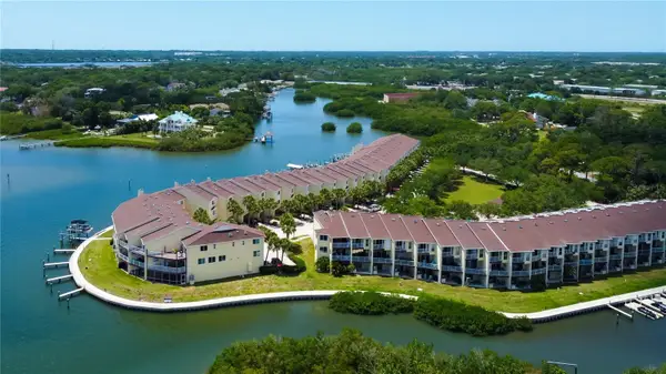 120 Brent Circle, OLDSMAR, FL 34677