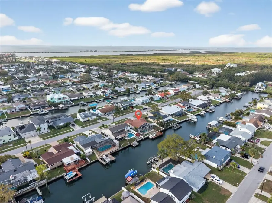 8711 Bay Crest Lane, Tampa, FL 33615 - #3