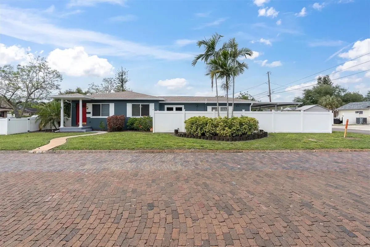 200 62nd Street N, Saint Petersburg, FL 33710 - #1