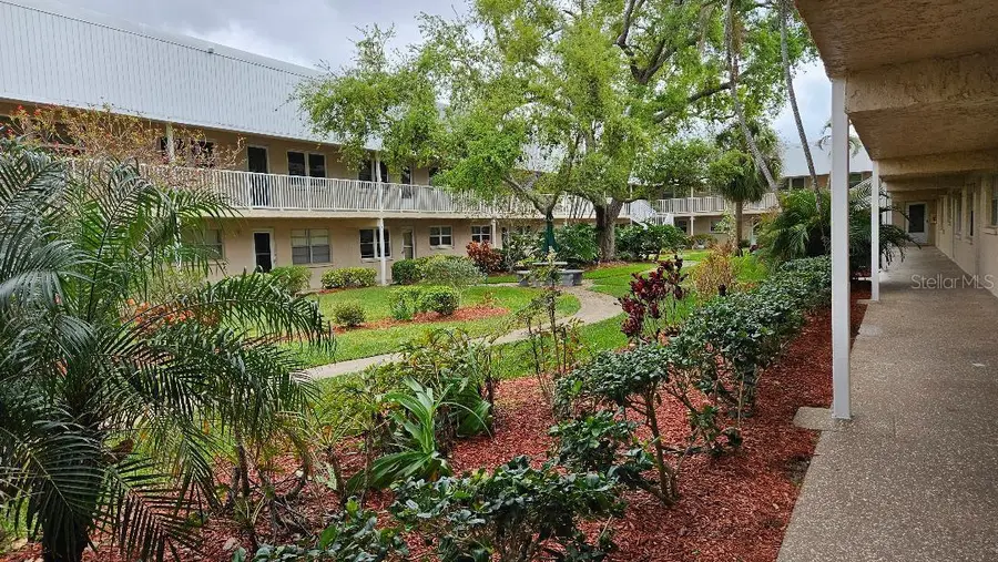 10035 63rd Avenue N #6, Saint Petersburg, FL 33708 - #2
