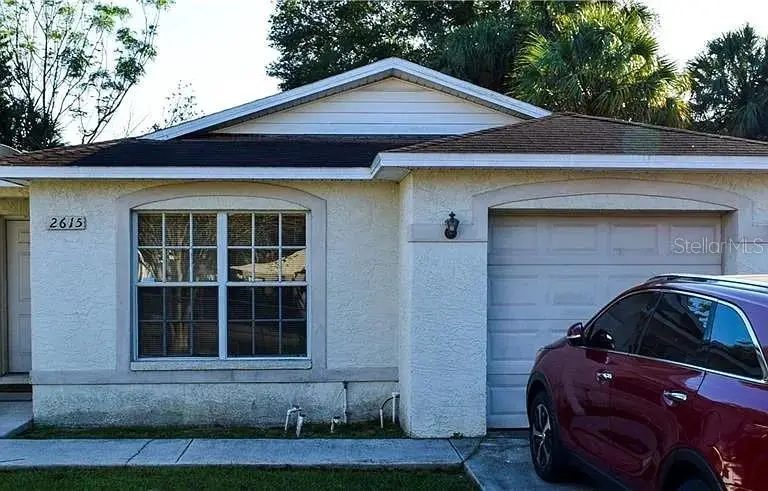 2615 E Lake Avenue, Tampa, FL 33610 - #1