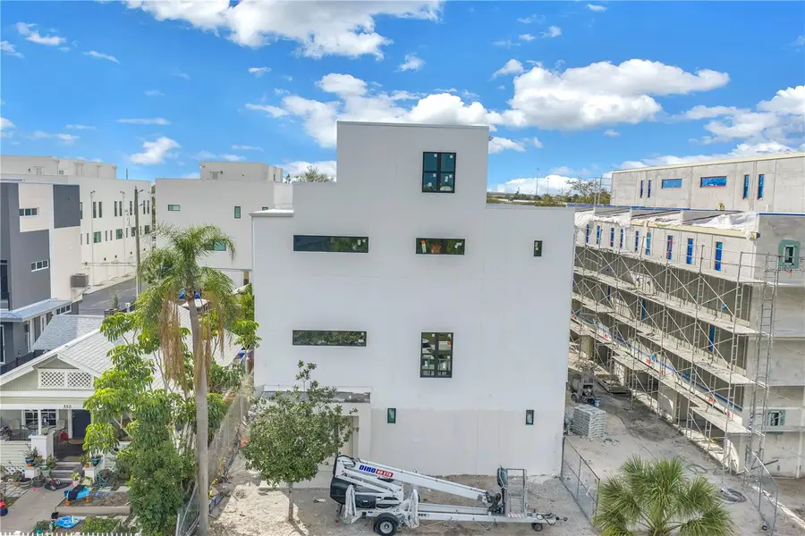 364 14th Street N #1, Saint Petersburg, FL 33705 - #3