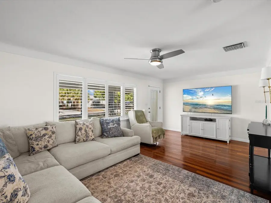 5330 26th Avenue N, Saint Petersburg, FL 33710 - #2