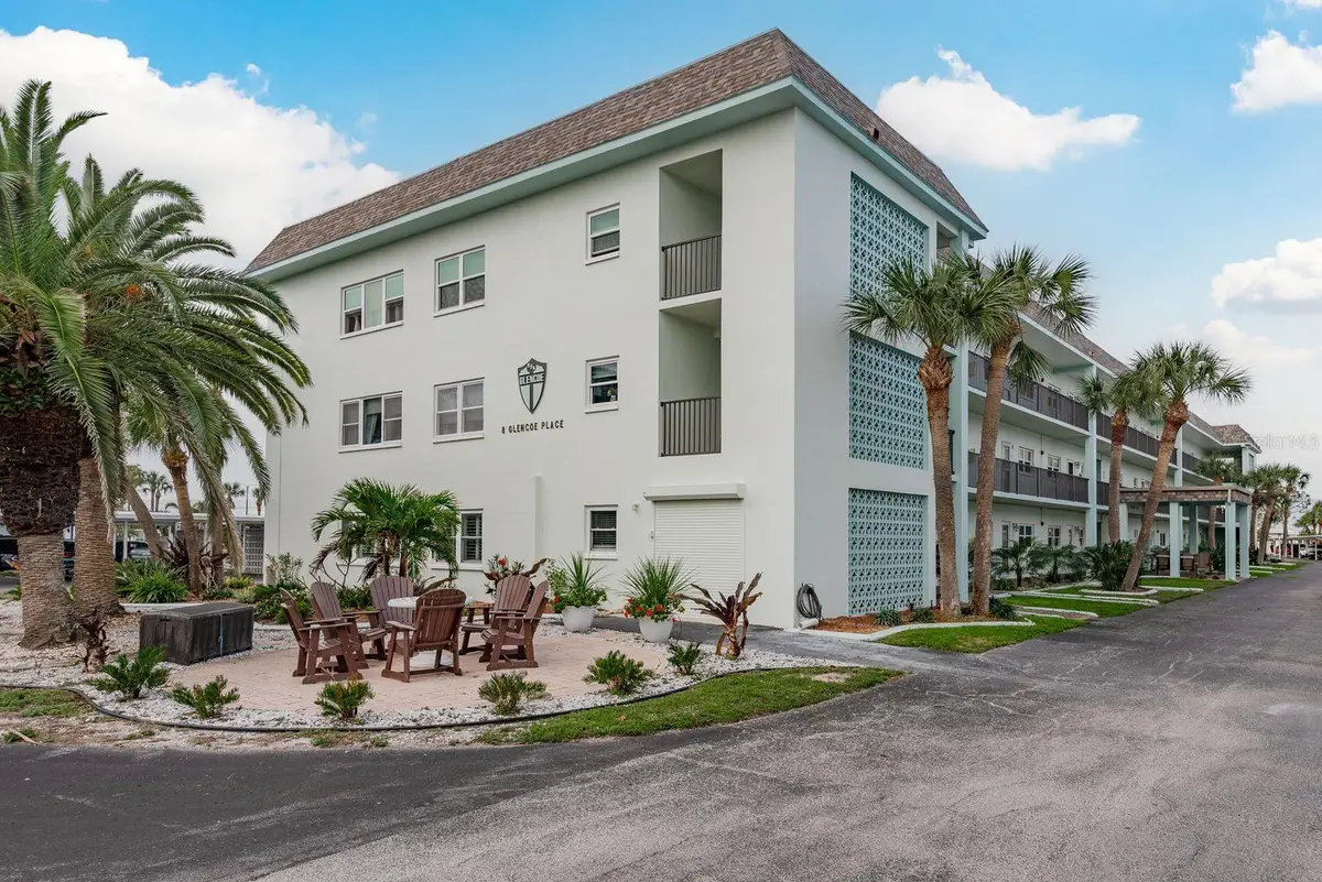 8 Glencoe Place #104, Dunedin, FL 34698 - #1