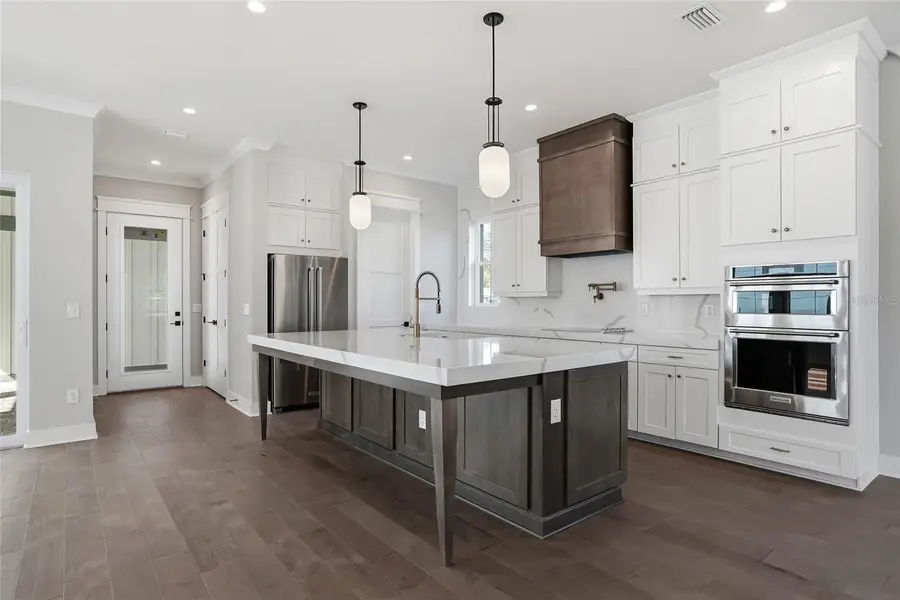 865 53rd Avenue N, Saint Petersburg, FL 33703 - #2