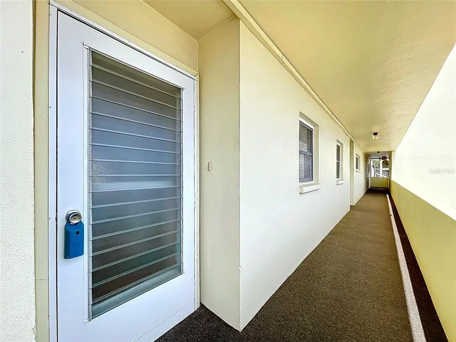 4650 Cove Circle #209, Saint Petersburg, FL 33708 - #2