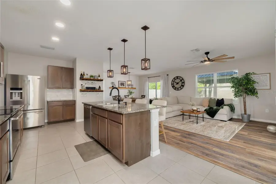 7518 Tuscan Bay Circle, Wesley Chapel, FL 33545 - #2