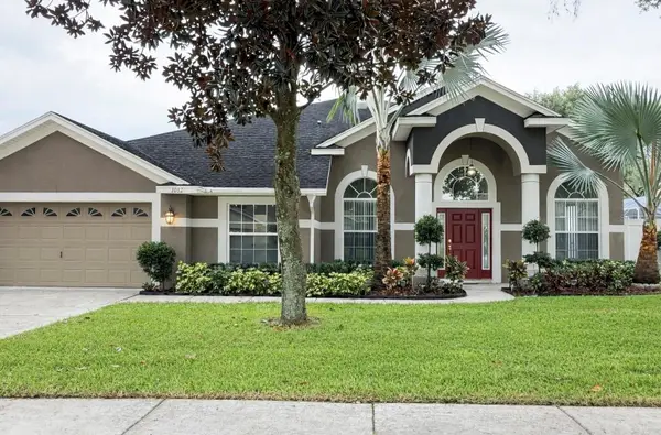 1032 Legends Pass Drive, VALRICO, FL 33594