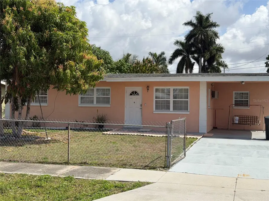 32 Roanoke Drive, Fort Myers, FL 33905 - #2