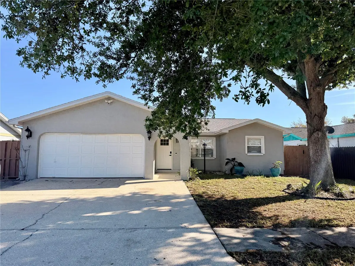 7812 Powder Horn Circle, Largo, FL 33773 - #1