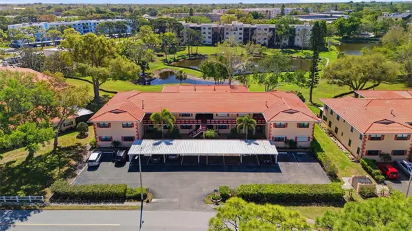 8140 Terrace Garden Drive N #102, ST PETERSBURG, FL 33709