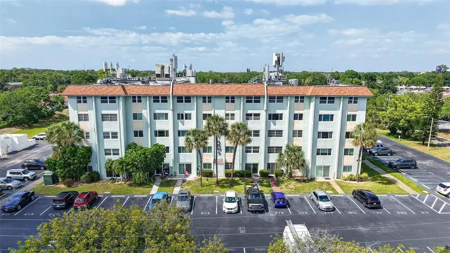 801 83rd Avenue N #508, Saint Petersburg, FL 33702 - #3