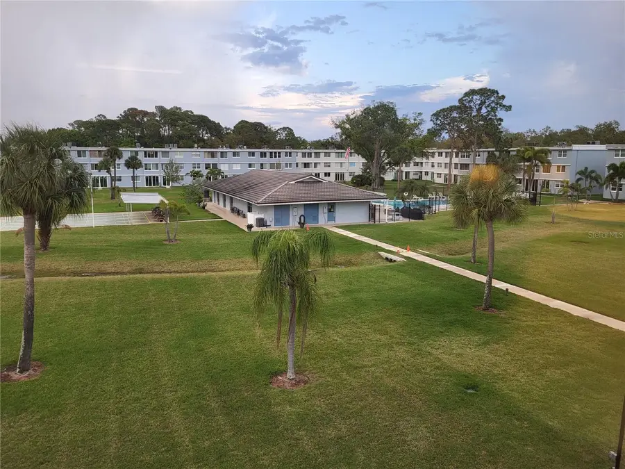 4895 Bay Street Ne #212, Saint Petersburg, FL 33703 - #2