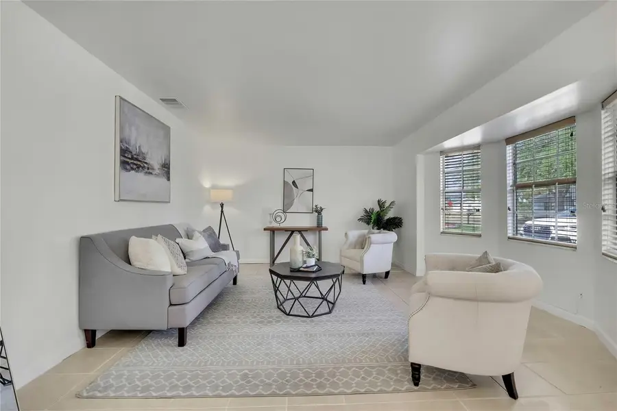 8424 Stillbrook Avenue, Tampa, FL 33615 - #3